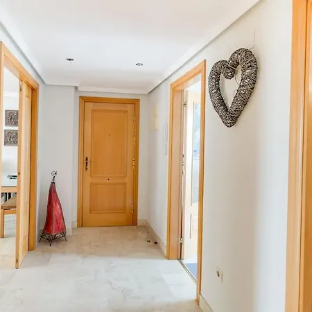 Your Dream Penthouse In Selwo 에스테포나